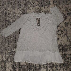 Soul Cake Gray Blouse 👚♥❤ Medium